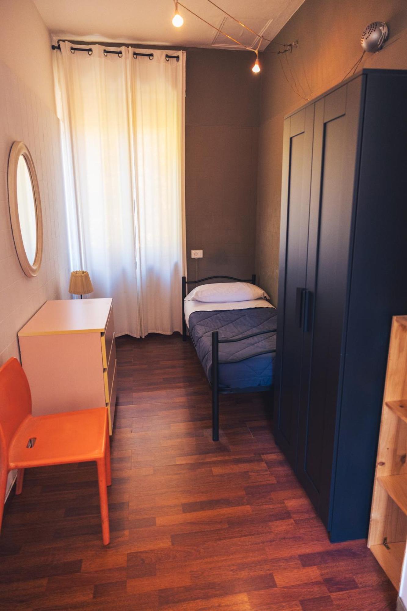 Habitación Individual con baño compartido